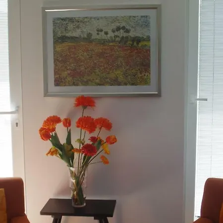 Das Gelbe Haus 1 Apartment *