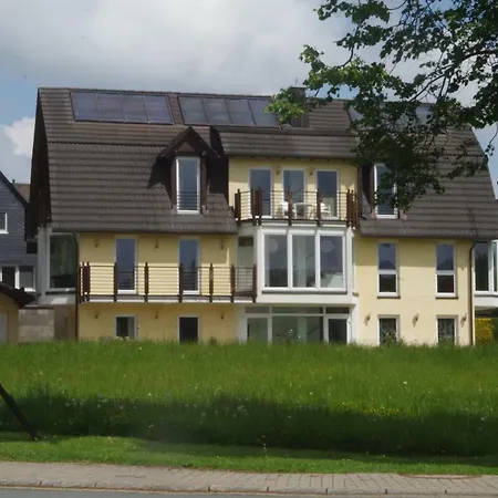 Apartment Das Gelbe Haus 1
