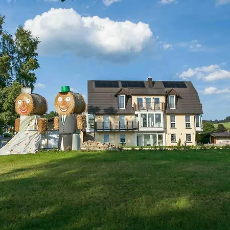 Apartment Das Gelbe Haus 1
